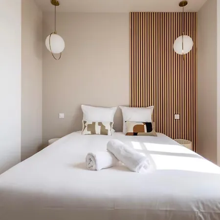 Le Clairmont - T3 Spacieux Et Lumineux Appartement