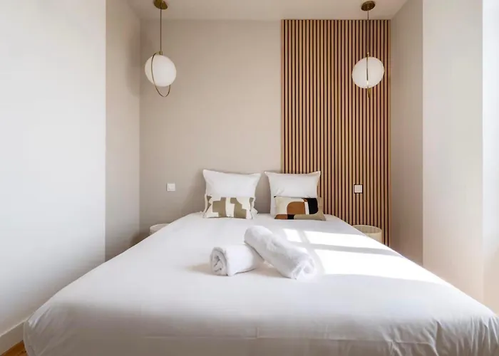 Le Clairmont - T3 Spacieux Et Lumineux Appartement